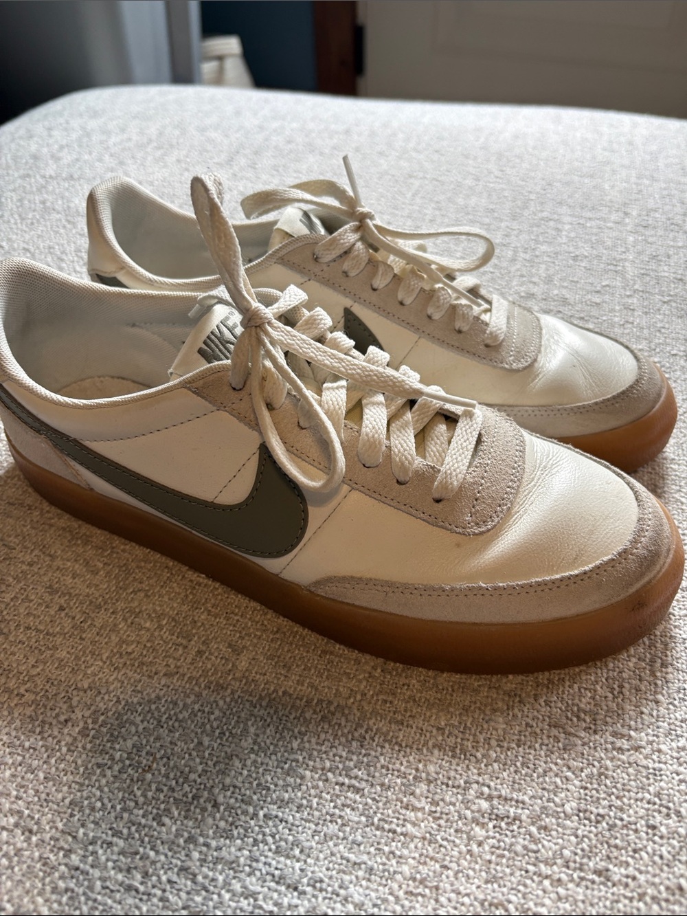 Nike Women’s Low-Top Sneakers in White, Grey & Gum